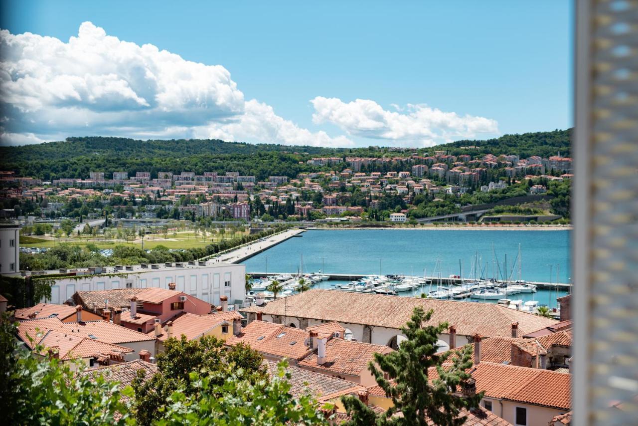Koper Seaside Residence Luaran gambar